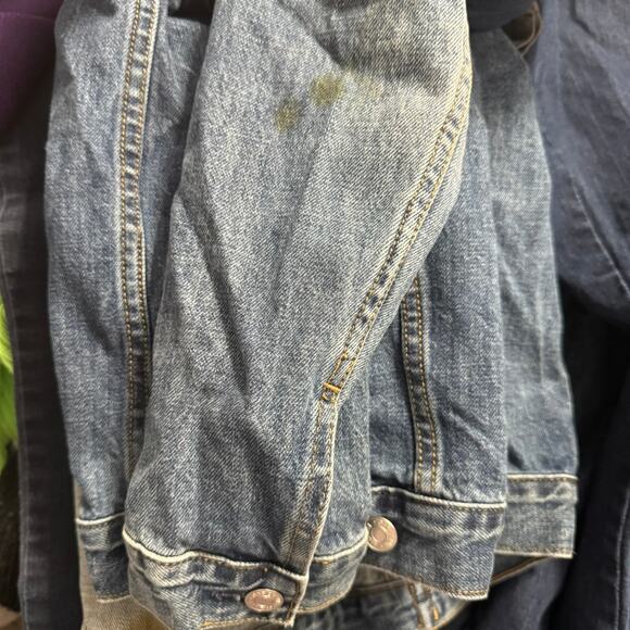 Gap 1969 100% Cotton Medium Wash Jean Jacket Women's Size Medium Pockets Rugged - Picture 9 of 9